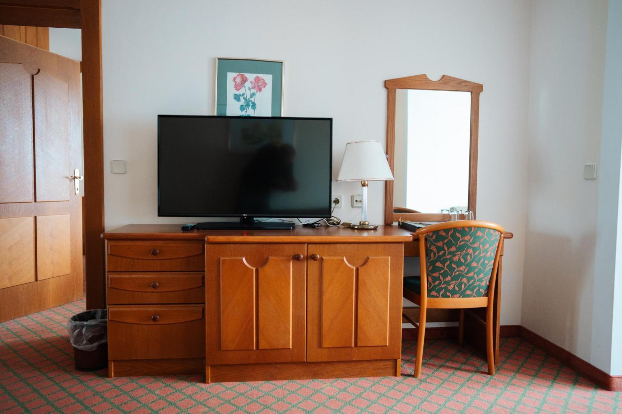Seehotel Ressmann دروبولاخ ام فاكر المظهر الخارجي الصورة