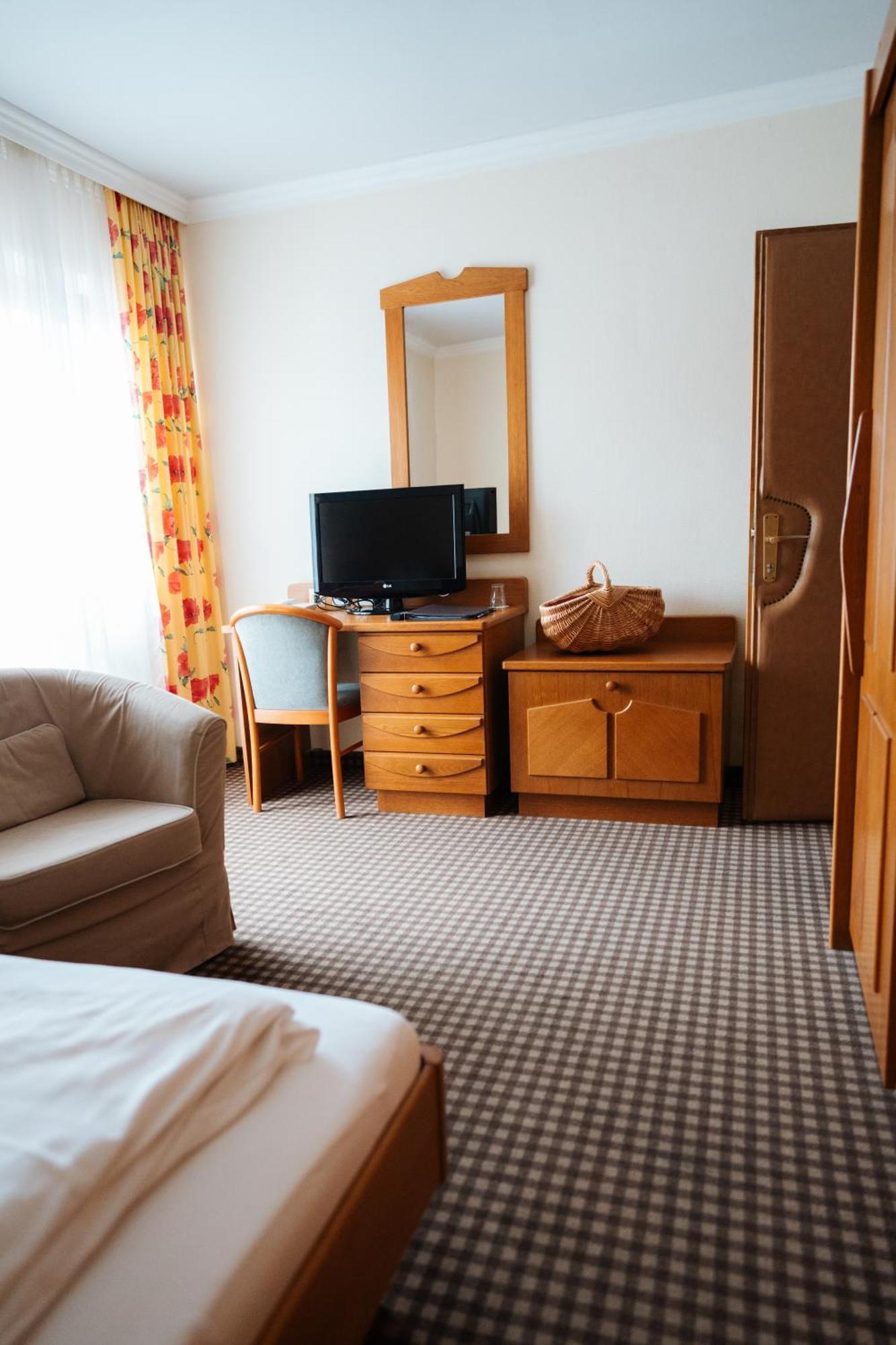 Seehotel Ressmann دروبولاخ ام فاكر المظهر الخارجي الصورة