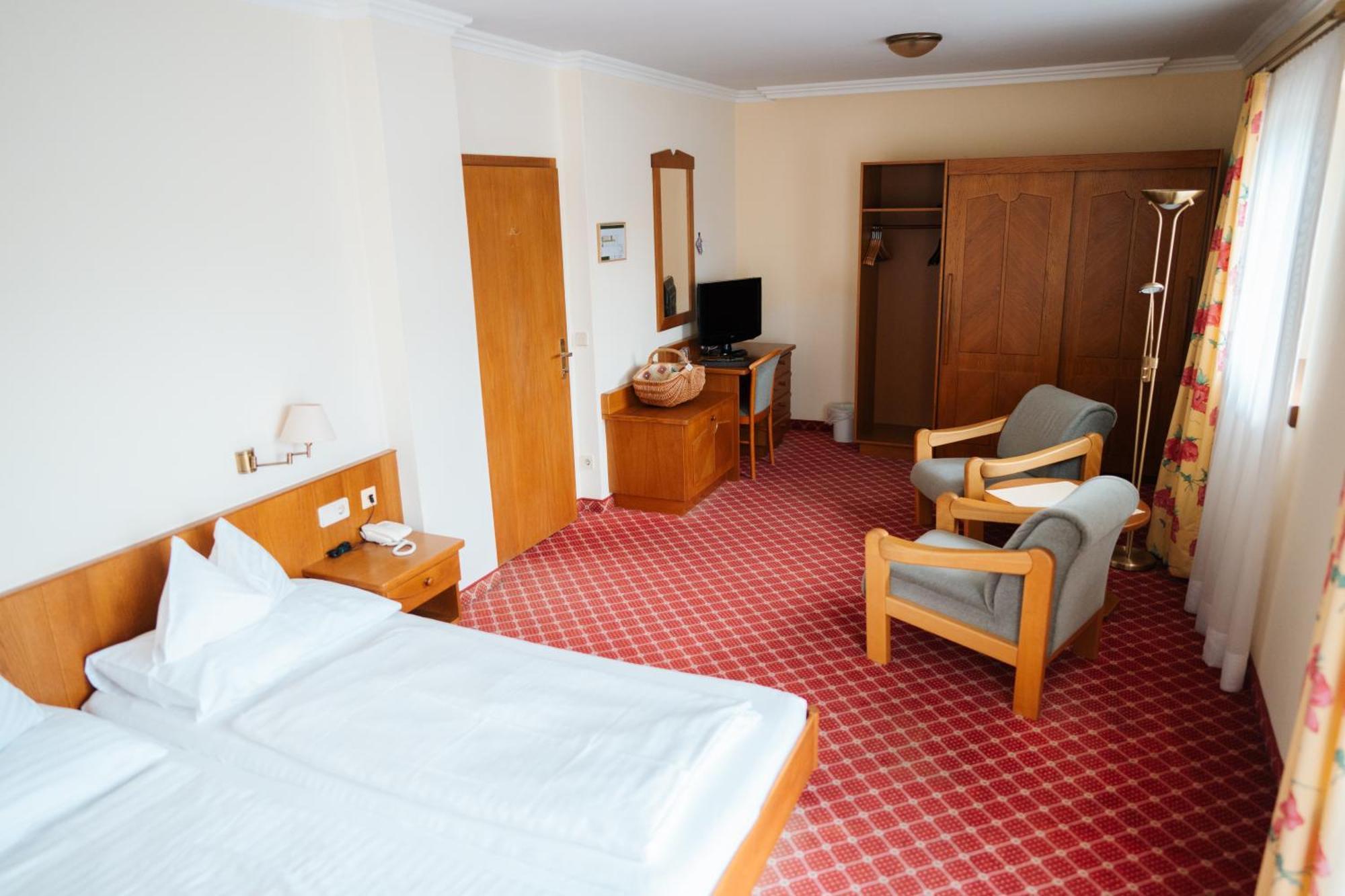 Seehotel Ressmann دروبولاخ ام فاكر المظهر الخارجي الصورة