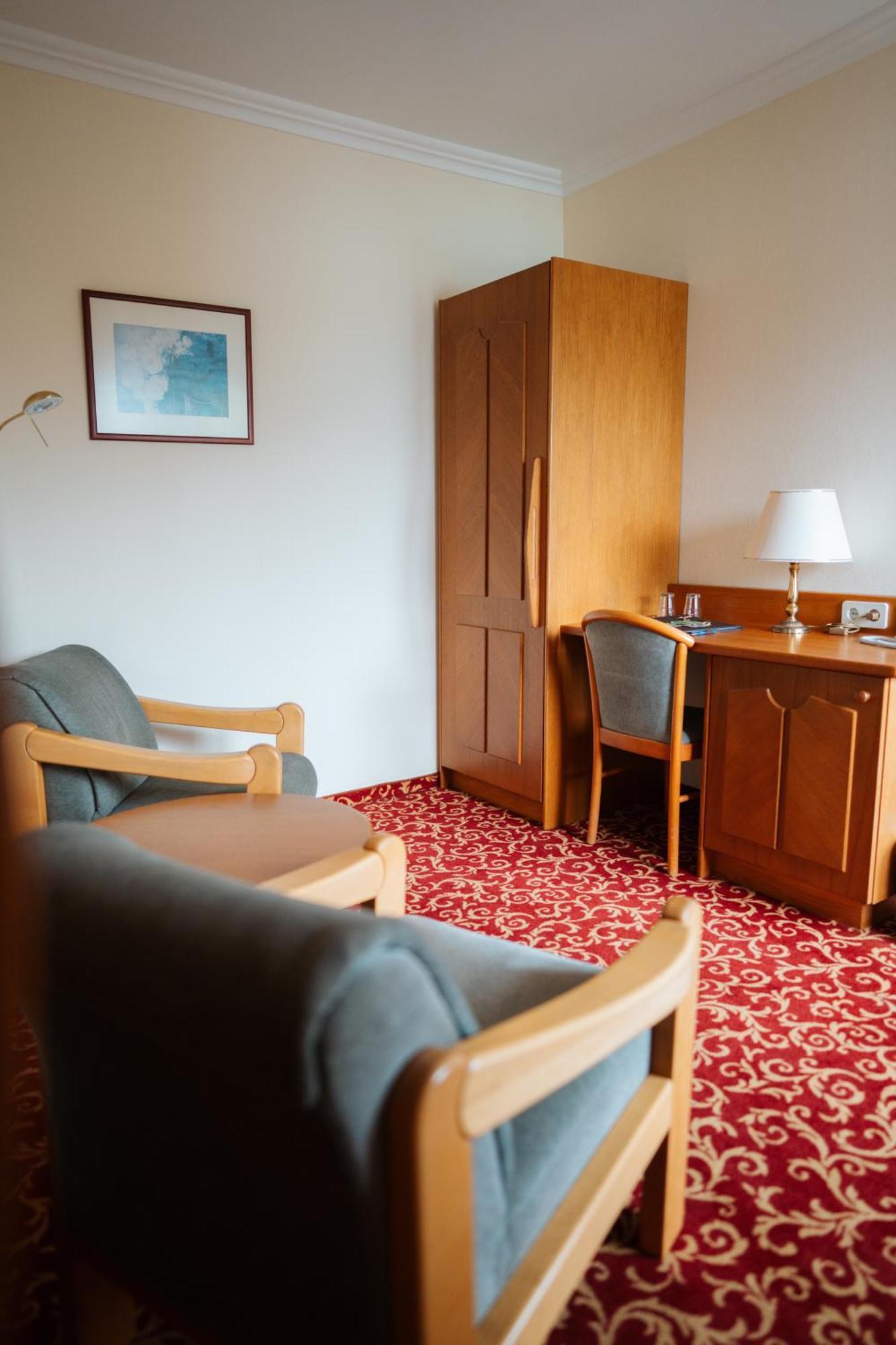 Seehotel Ressmann دروبولاخ ام فاكر المظهر الخارجي الصورة