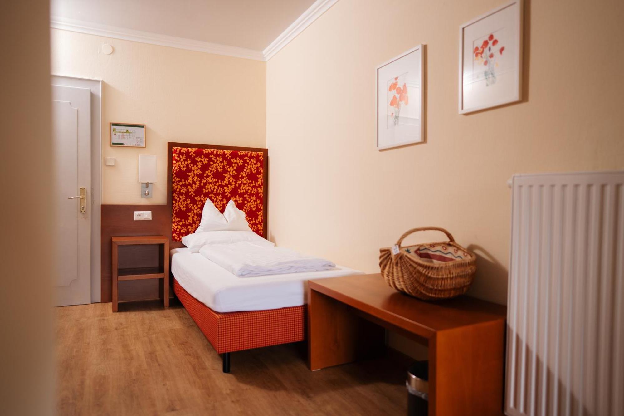 Seehotel Ressmann دروبولاخ ام فاكر المظهر الخارجي الصورة