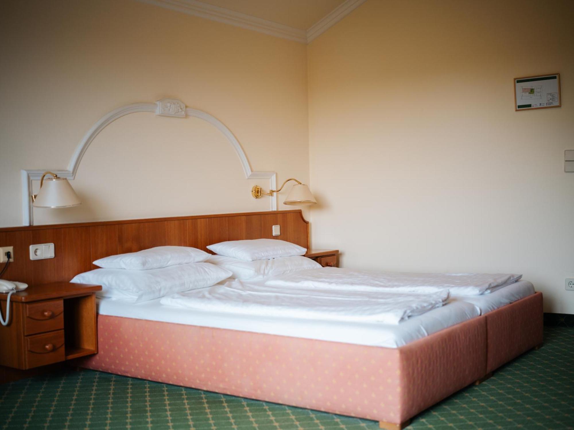 Seehotel Ressmann دروبولاخ ام فاكر المظهر الخارجي الصورة